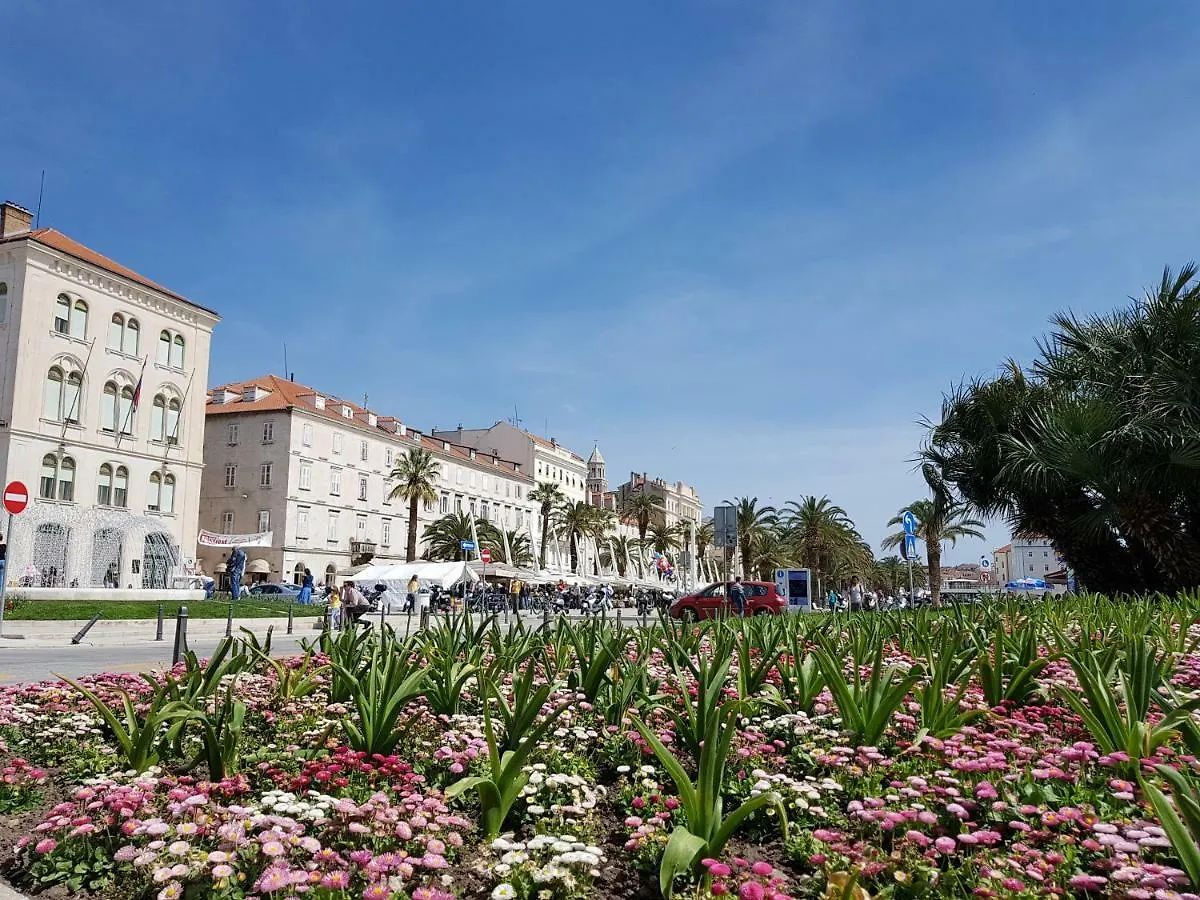 Apartments Emi Split 0*,  Croatia